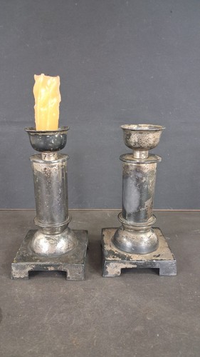 Alte kerzenleuchter aus metall