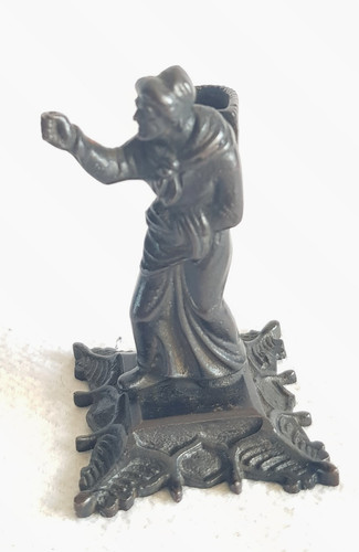 Kleine skulptur kiepenfrau - kleine,