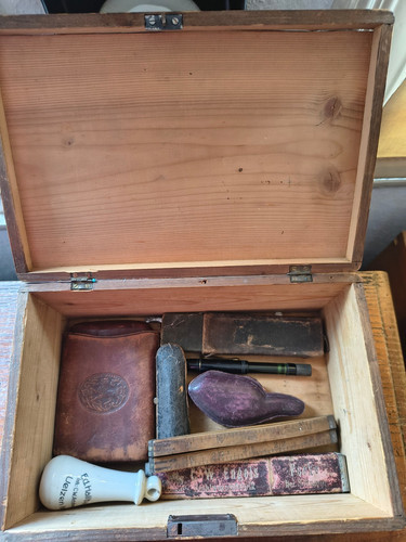 Alte holzkasette mit antiken - alte,