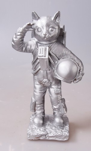 Rostige gusseisenfigur katze - rostige,